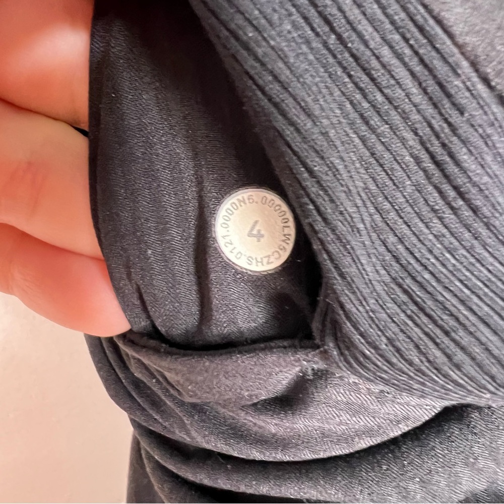 LULULEMON Black Beyond The Studio Joggers - Picture 7 of 7
